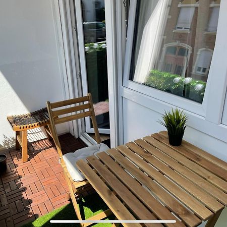 Blick Auf Den Weinberg - Apartment Mit Balkon Trier Bagian luar foto