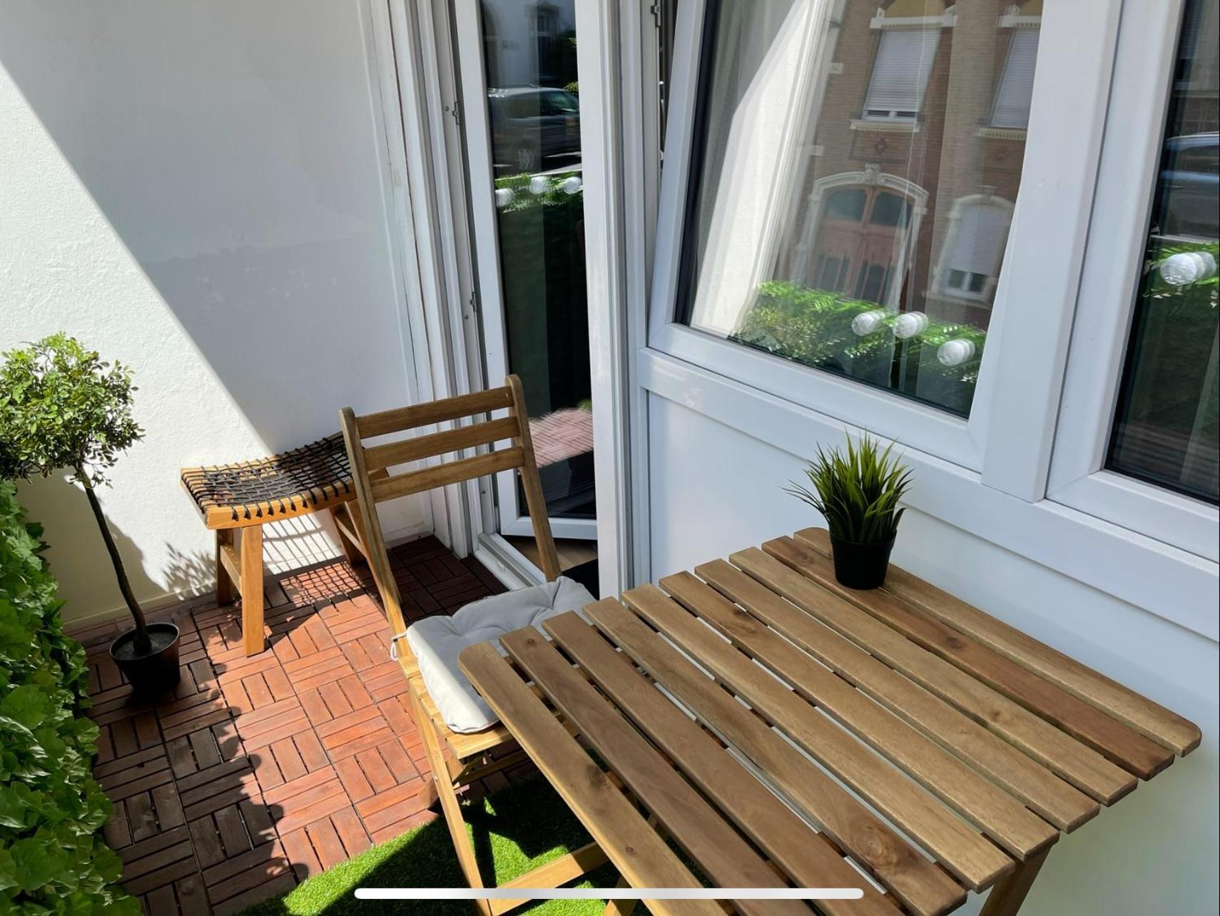 Blick Auf Den Weinberg - Apartment Mit Balkon Trier Bagian luar foto